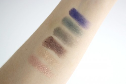 Swatches der oberen Reihe, von unten nach oben: Scheherazade's Tale, Gold Souk, Aladdin's Lamp, Sultan's Garden, Hocus Pocus, Simbad's Seas